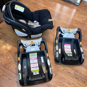 Chicco infant car seat Keyfit 30 plus two bases